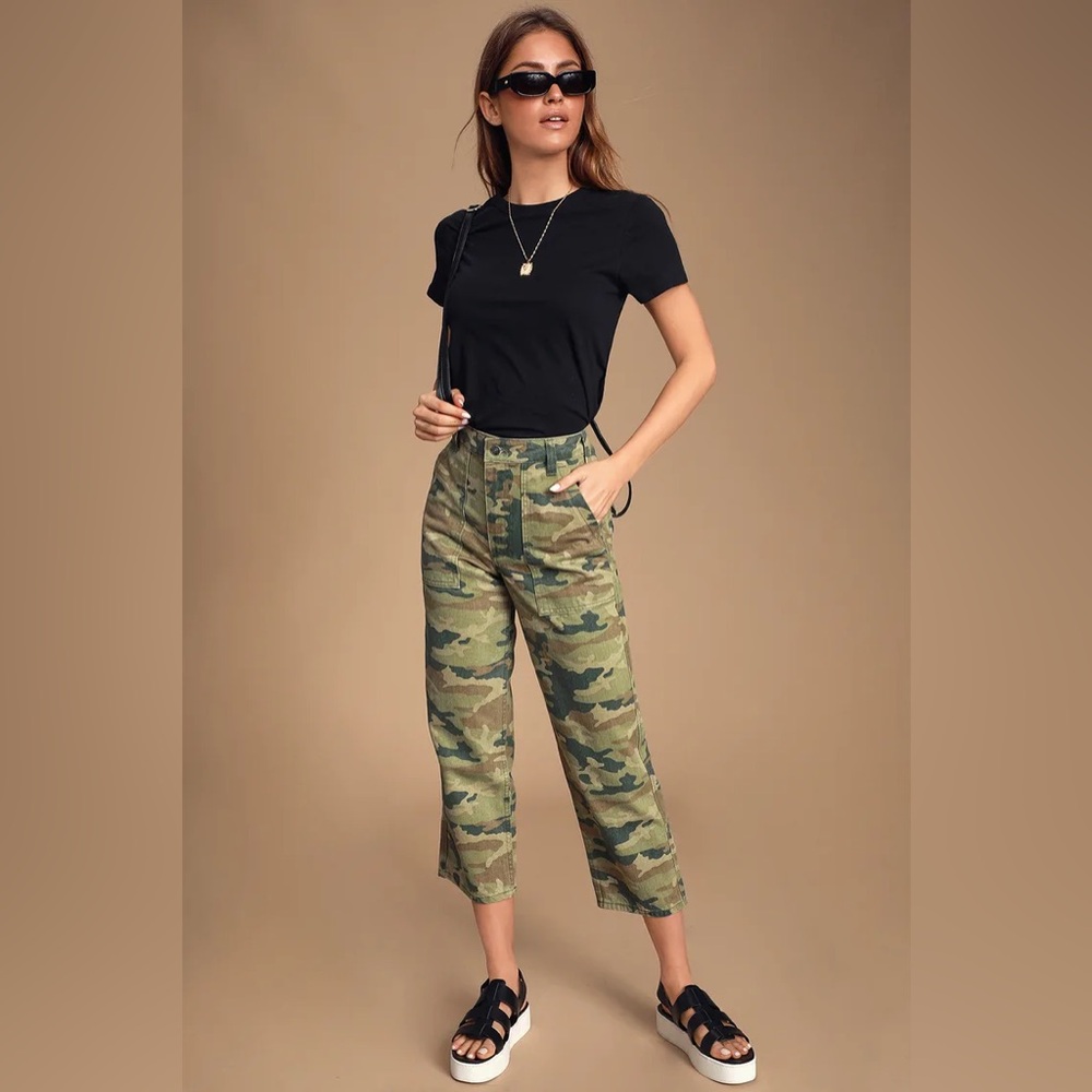 Free People Remy Camo Crop Jeans